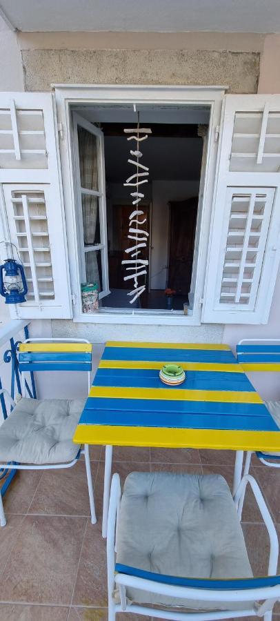 Sea La Vie Apartamento Valun Exterior foto